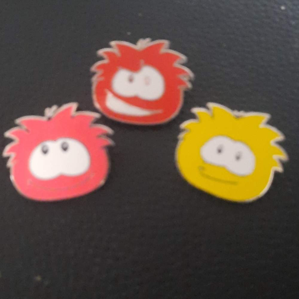 Disney pins